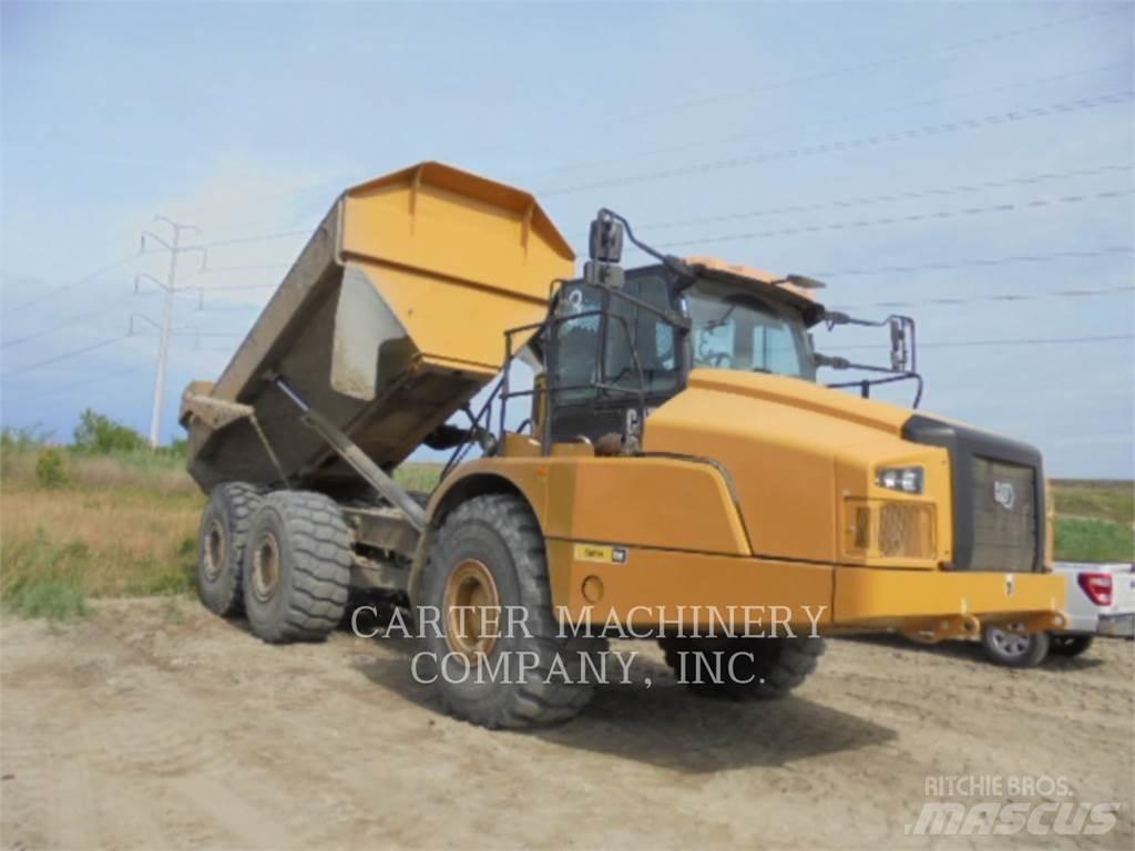 CAT 745-04 鉸接式起吊車