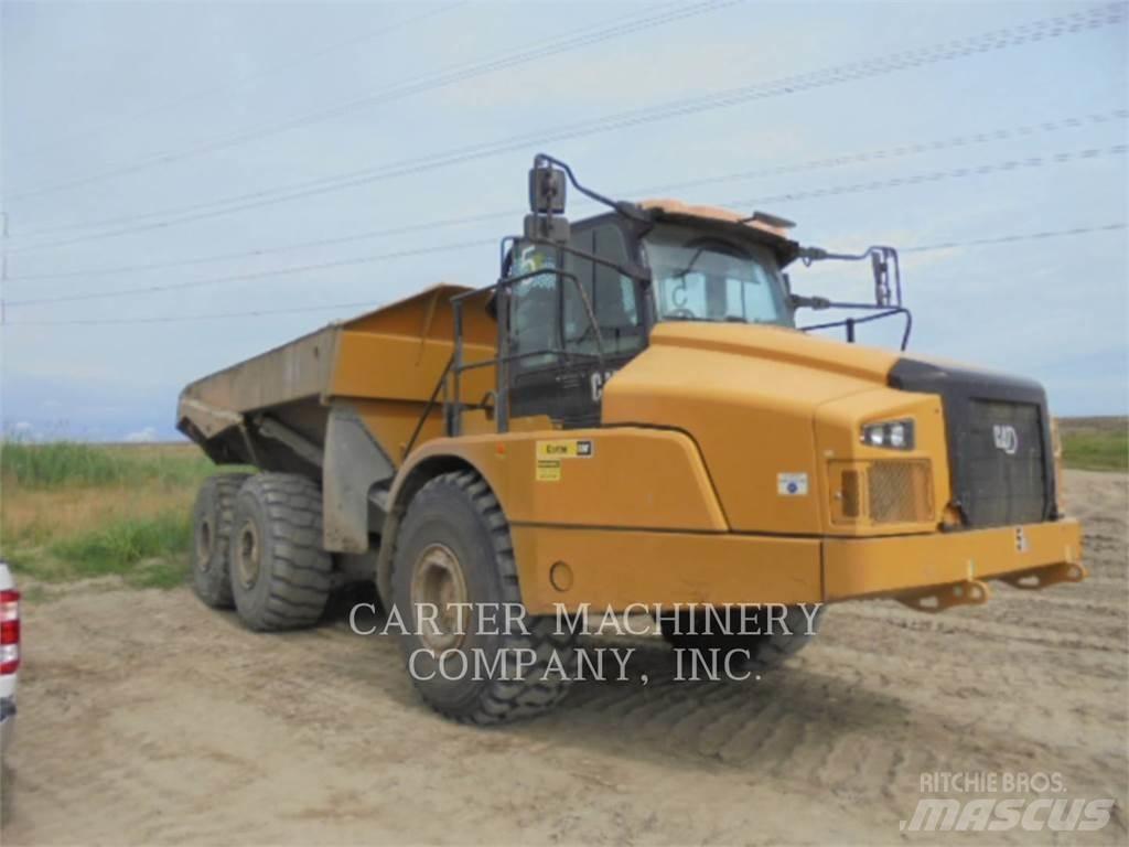 CAT 745-04 鉸接式起吊車