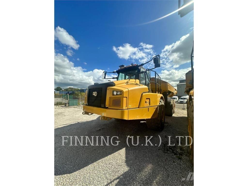 CAT 745-04 鉸接式起吊車
