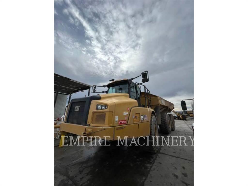 CAT 745-04 T 鉸接式起吊車