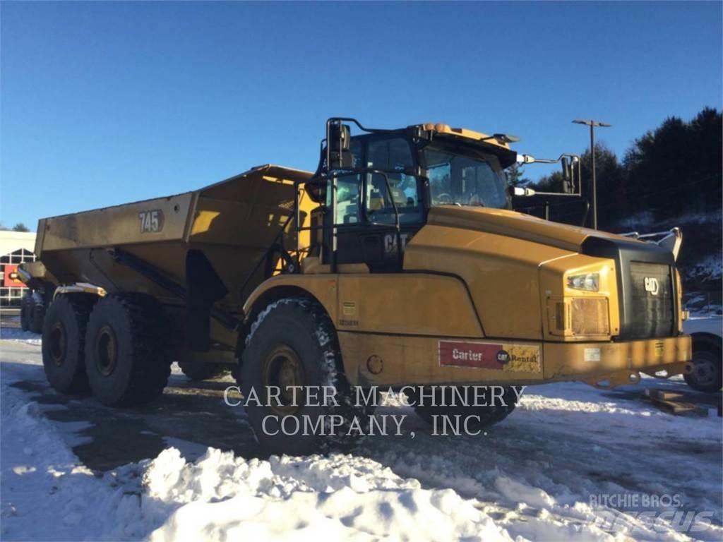 CAT 745-04 TG 鉸接式起吊車