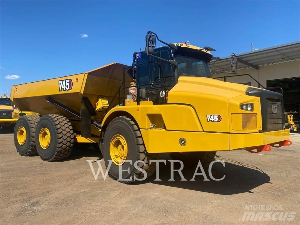 CAT 745-04LRC 鉸接式起吊車