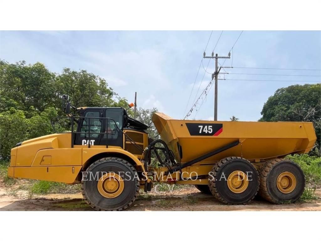 CAT 745-04LRC 鉸接式起吊車