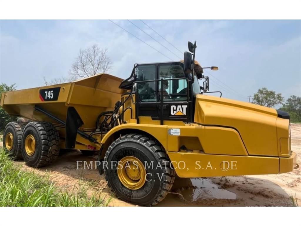 CAT 745-04LRC 鉸接式起吊車