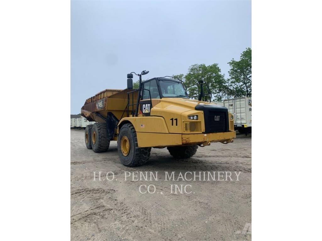 CAT 745 C 鉸接式起吊車