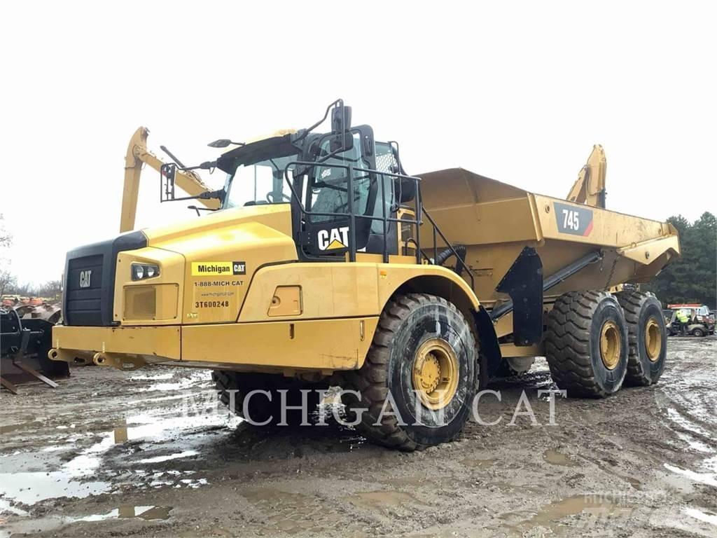 CAT 745 T 鉸接式起吊車
