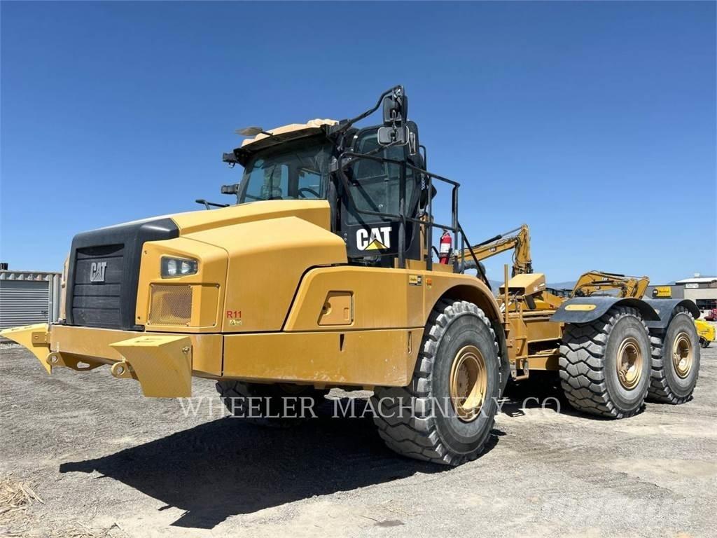 CAT 745 TG 鉸接式起吊車