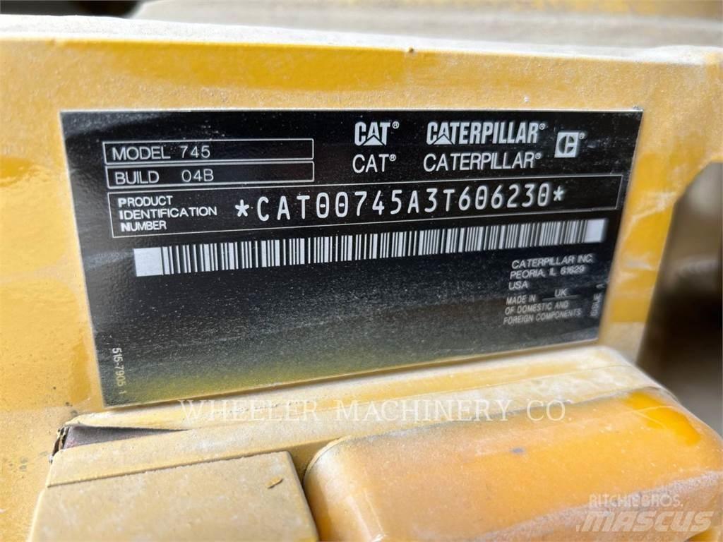 CAT 745 TG 鉸接式起吊車