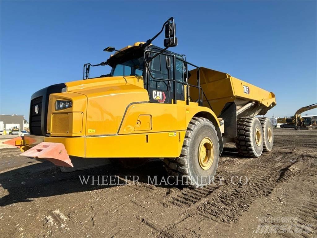 CAT 745 TG 鉸接式起吊車