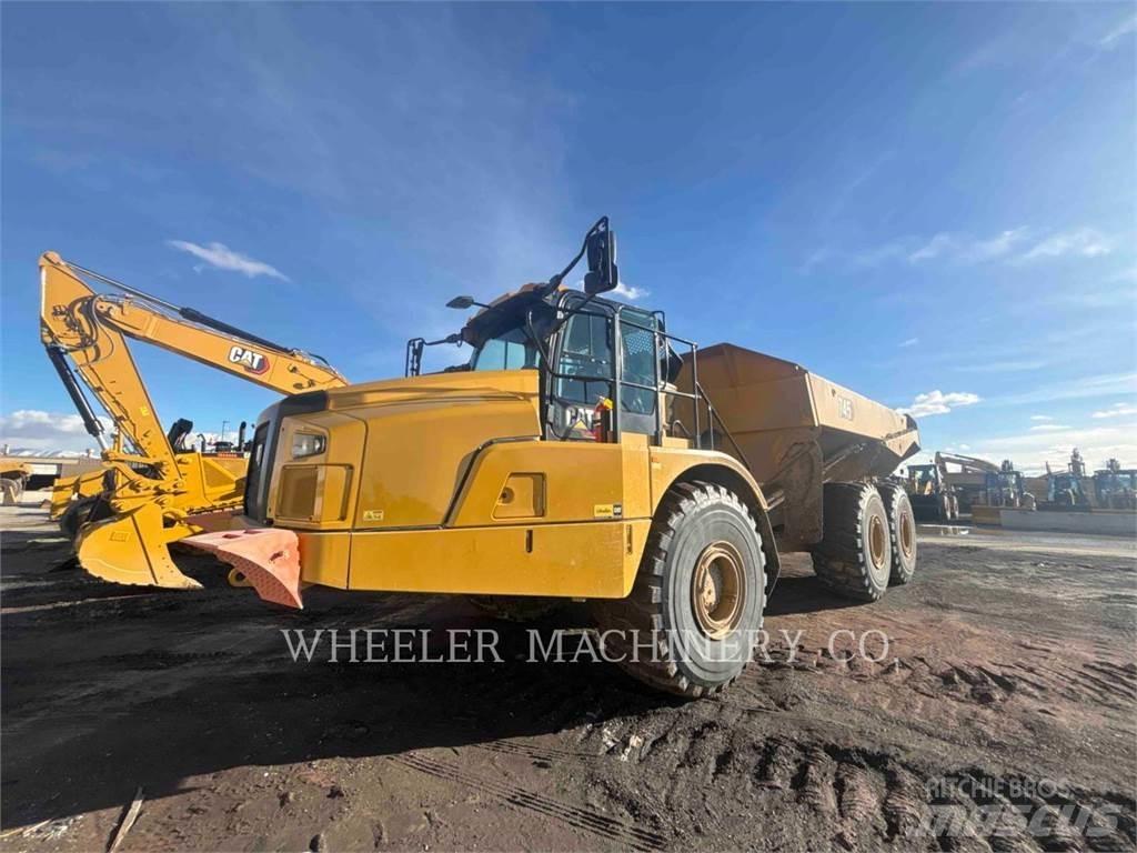 CAT 745 TG 鉸接式起吊車