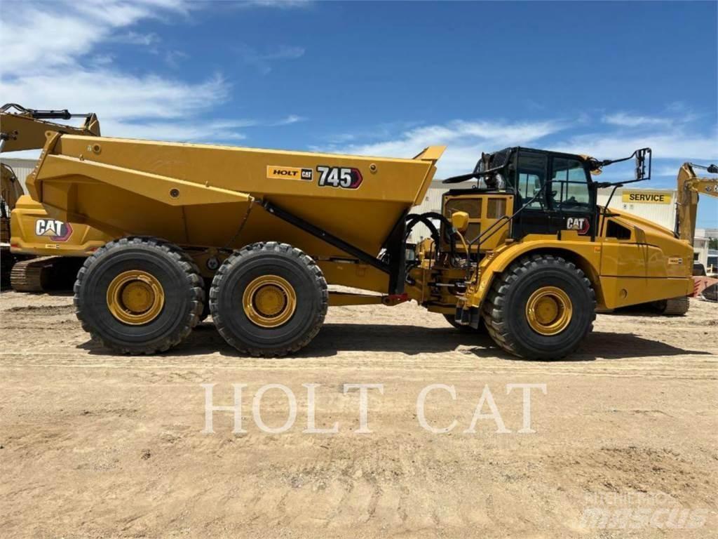 CAT 745 TG 鉸接式起吊車