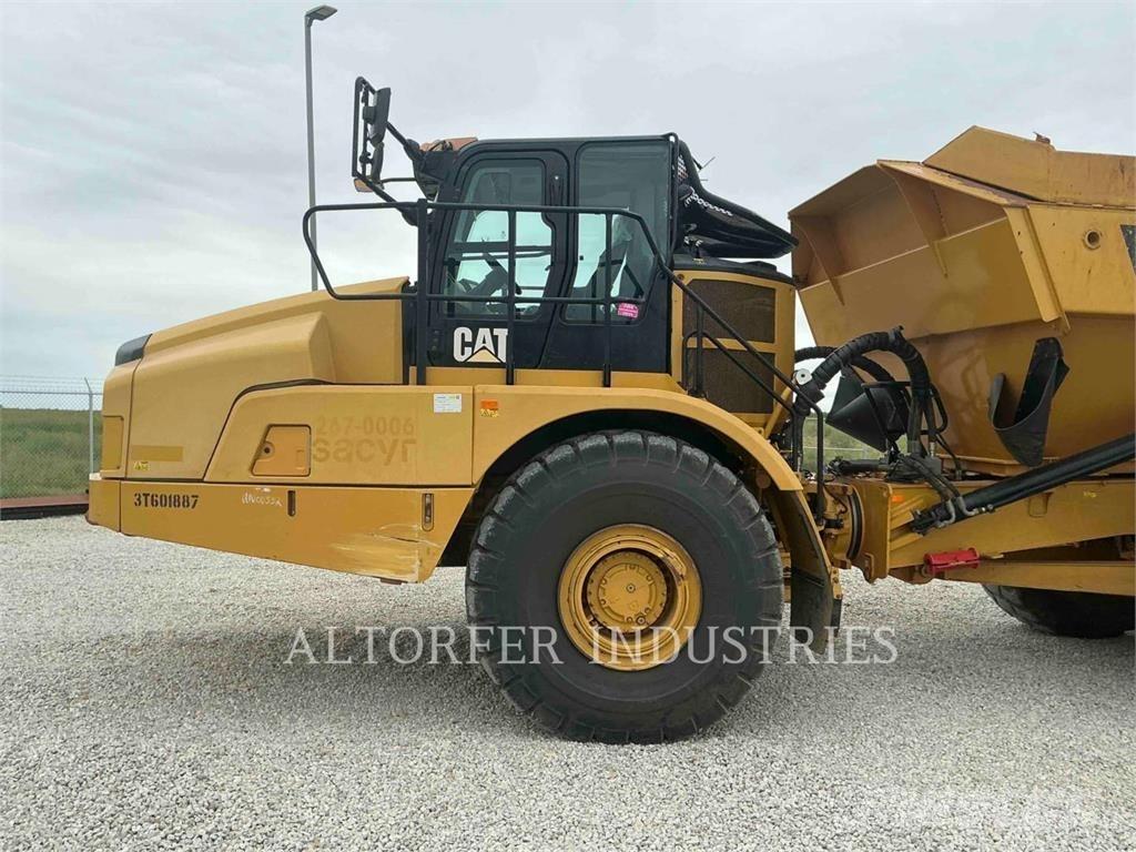 CAT 74504 鉸接式起吊車
