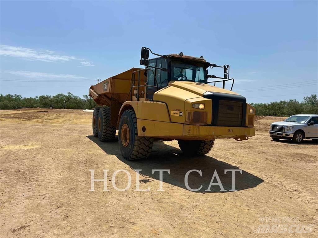 CAT 74504 鉸接式起吊車