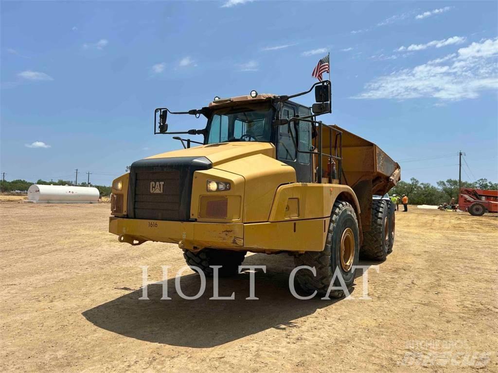 CAT 74504 鉸接式起吊車