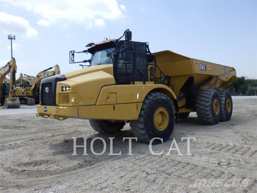 CAT 74504 鉸接式起吊車