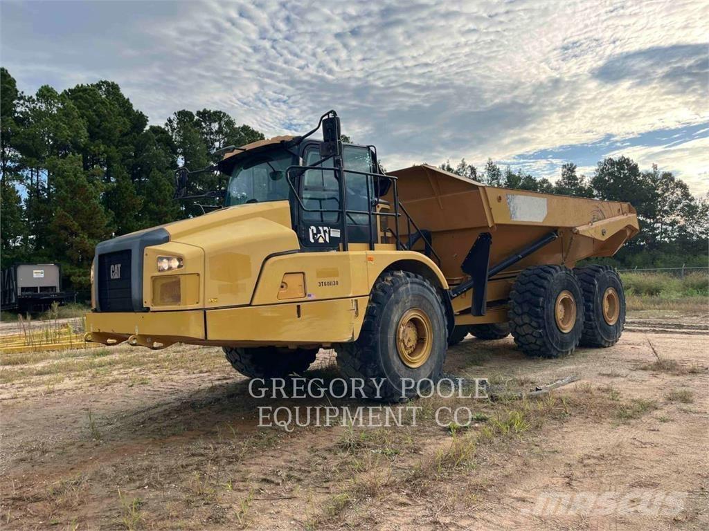 CAT 74504 鉸接式起吊車