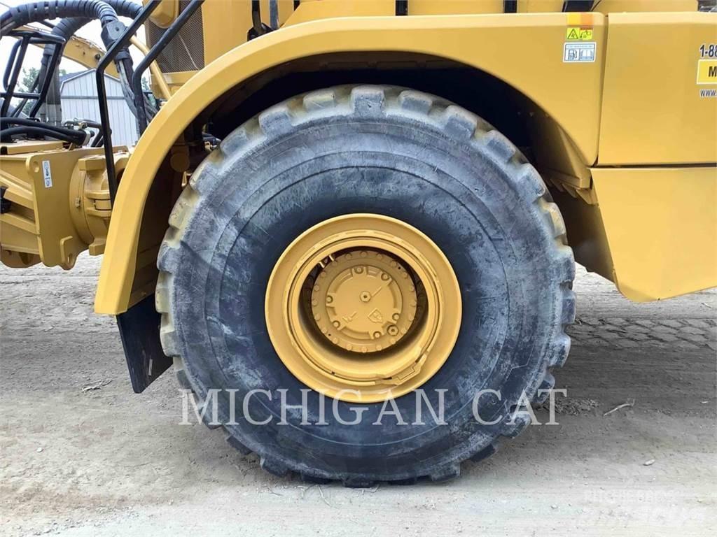 CAT 745C 鉸接式起吊車