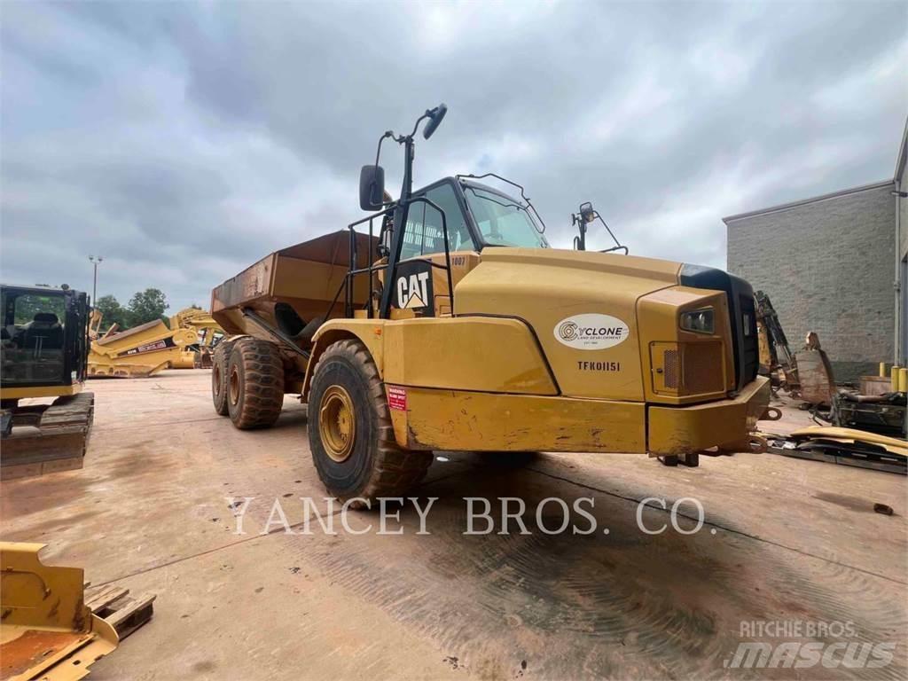 CAT 745C 鉸接式起吊車