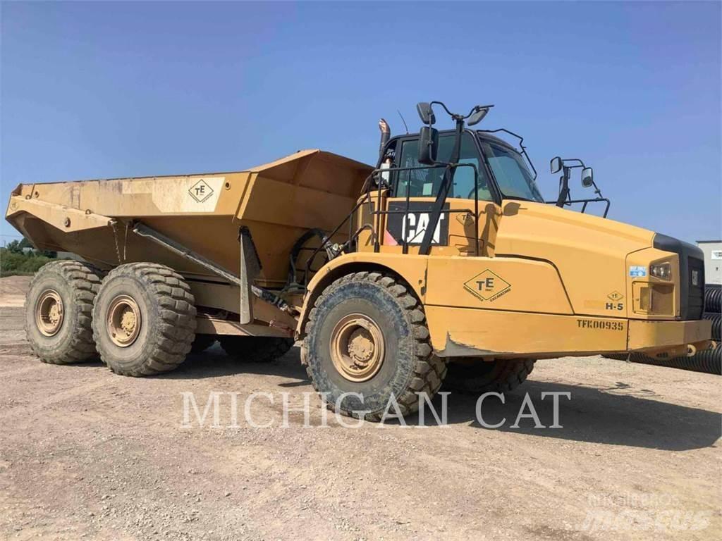 CAT 745C 鉸接式起吊車