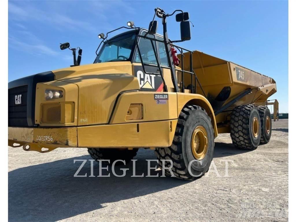 CAT 745C 鉸接式起吊車