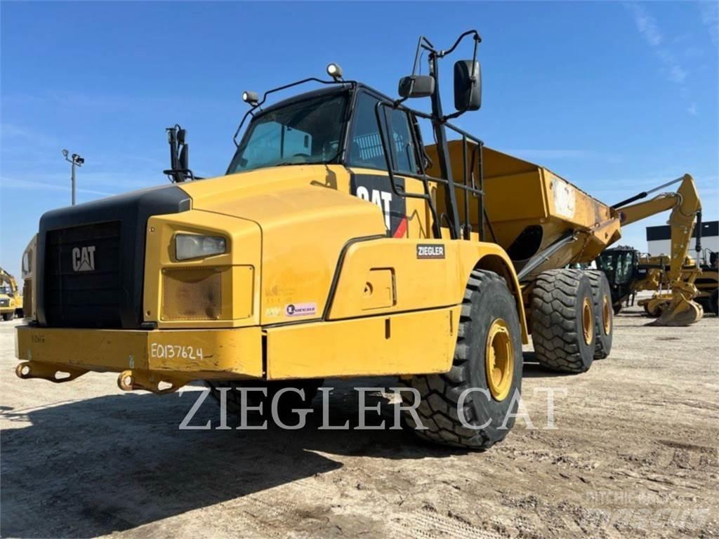 CAT 745C 鉸接式起吊車