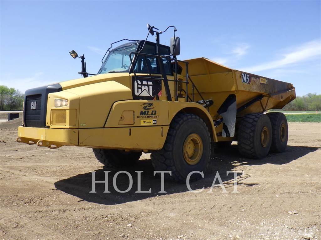 CAT 745C 鉸接式起吊車