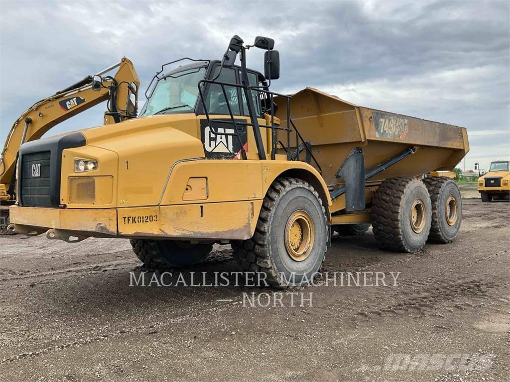 CAT 745C 鉸接式起吊車