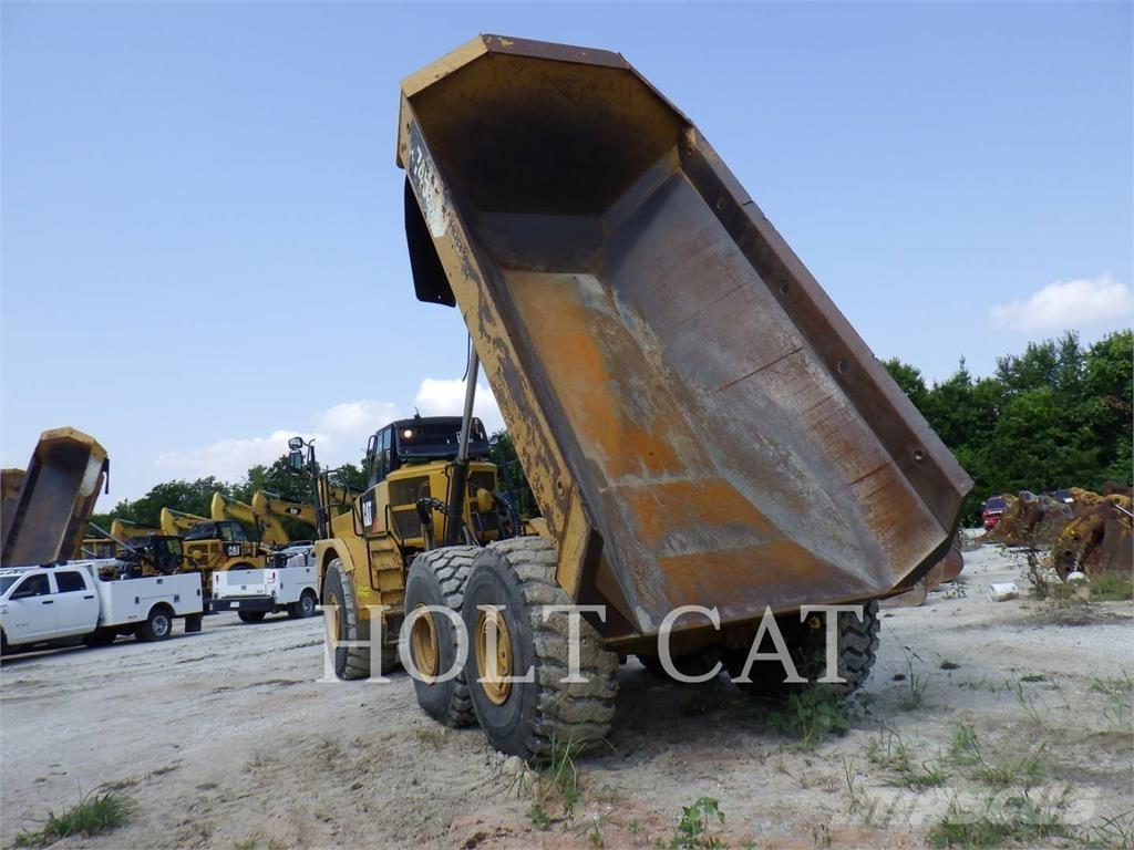 CAT 745C 鉸接式起吊車