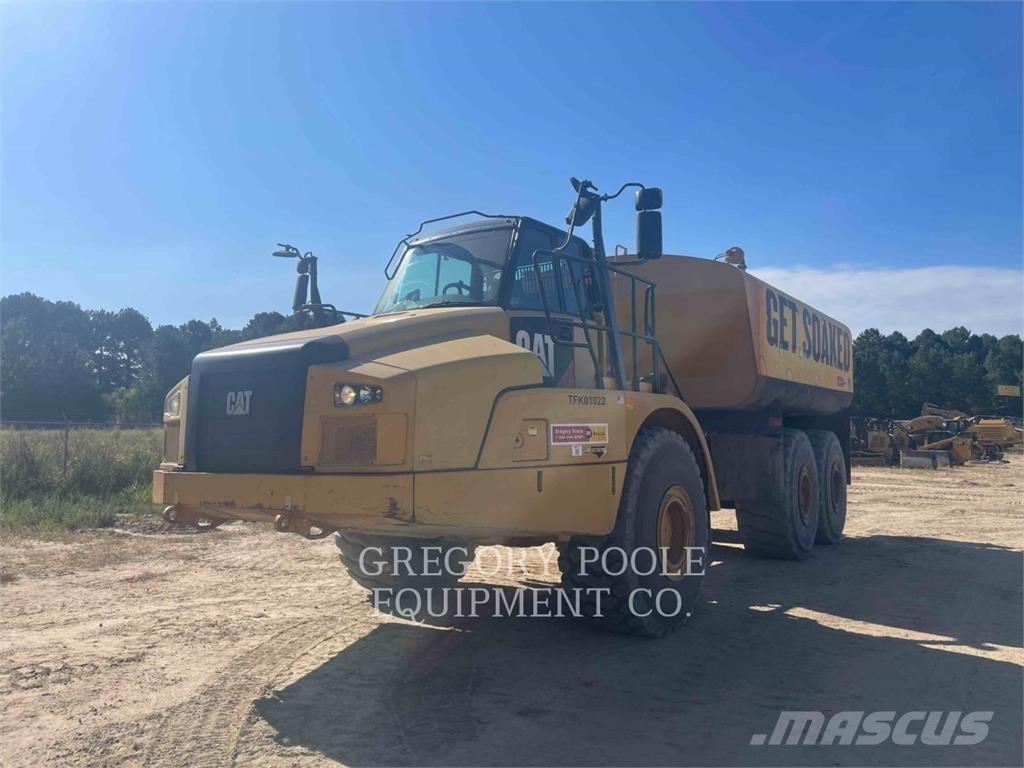 CAT 745C 鉸接式起吊車