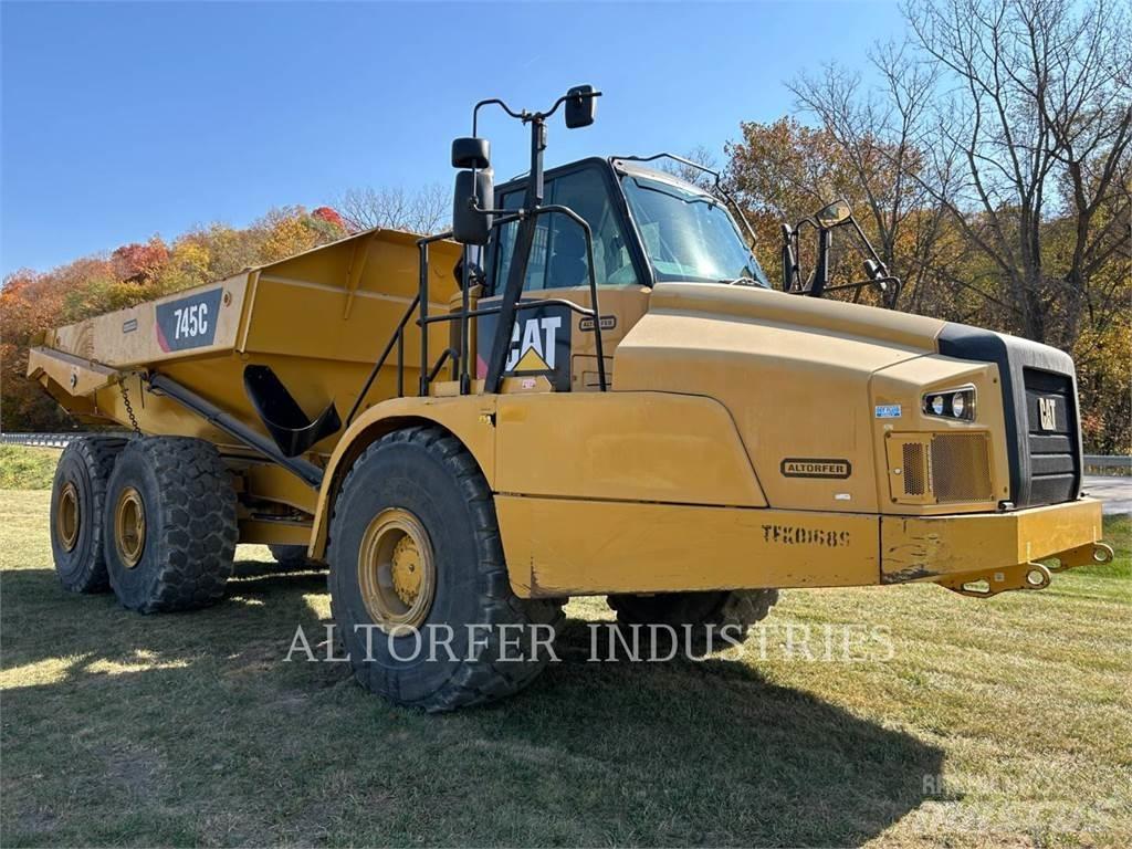 CAT 745C 鉸接式起吊車