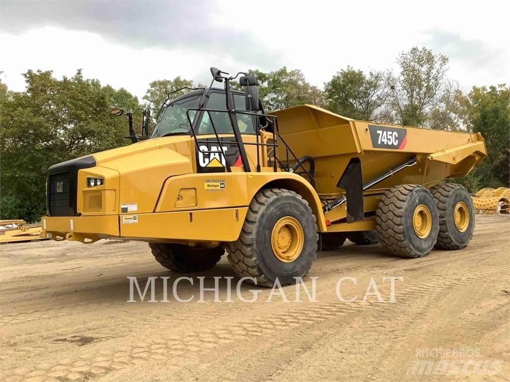 CAT 745C T 鉸接式起吊車