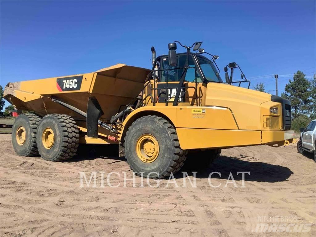 CAT 745C T 鉸接式起吊車