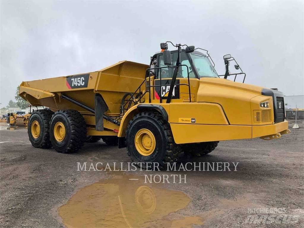CAT 745C T 鉸接式起吊車