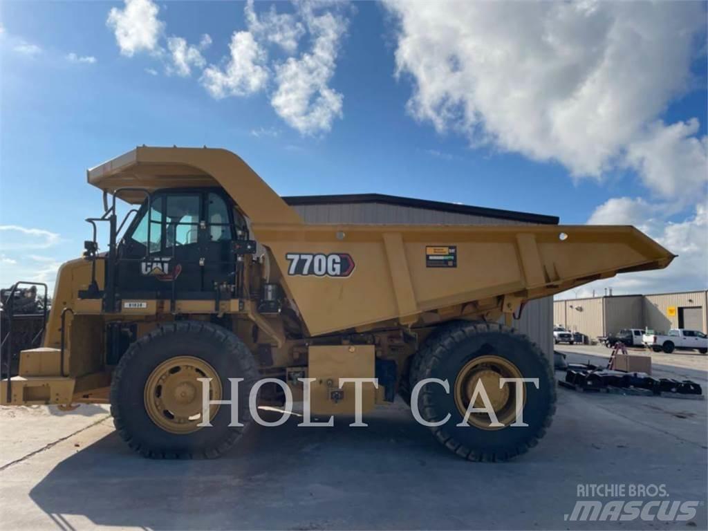 CAT 770G 鉸接式起吊車