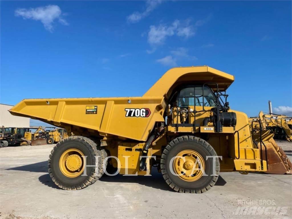 CAT 770G 鉸接式起吊車