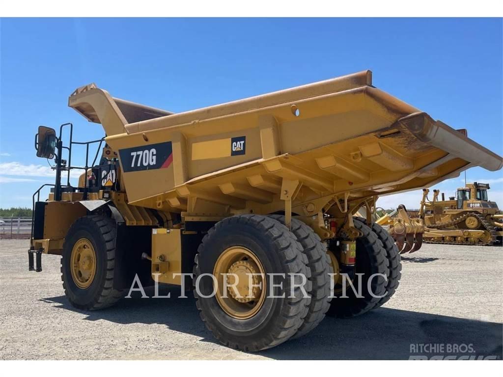 CAT 770G 鉸接式起吊車
