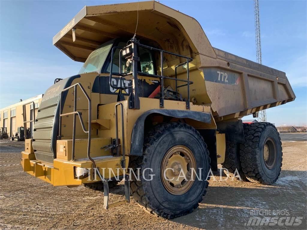 CAT 772 鉸接式起吊車