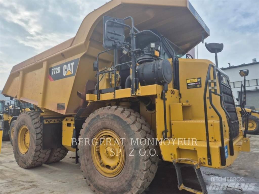 CAT 772G 鉸接式起吊車