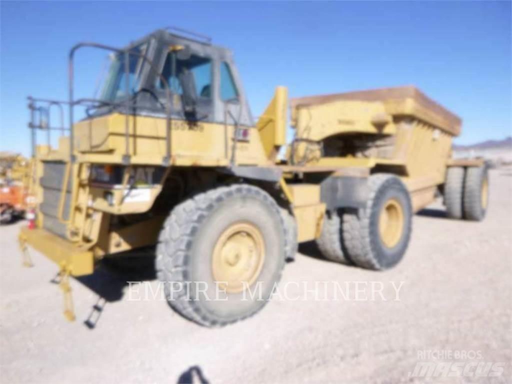 CAT 773D 鉸接式起吊車