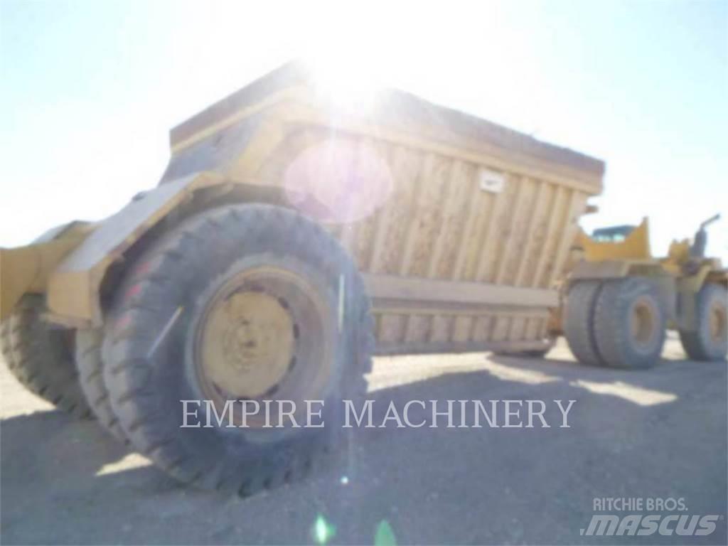 CAT 773D 鉸接式起吊車