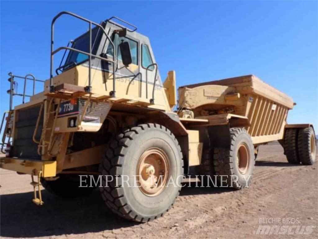 CAT 773D 鉸接式起吊車