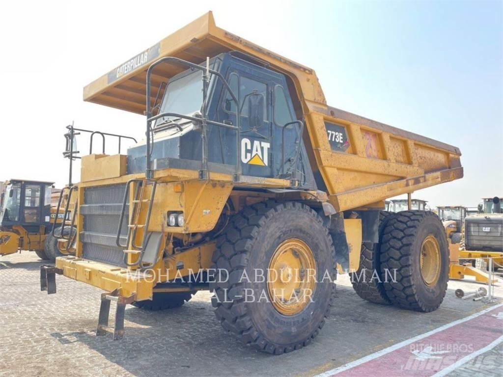 CAT 773E 鉸接式起吊車