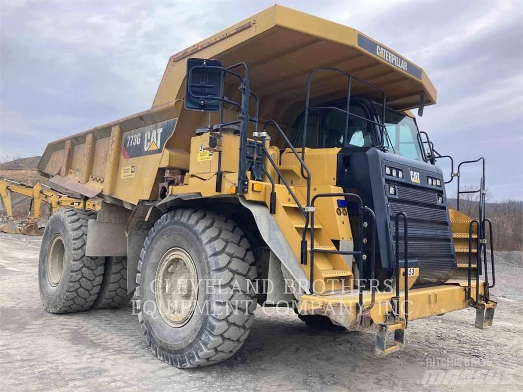 CAT 773G 鉸接式起吊車