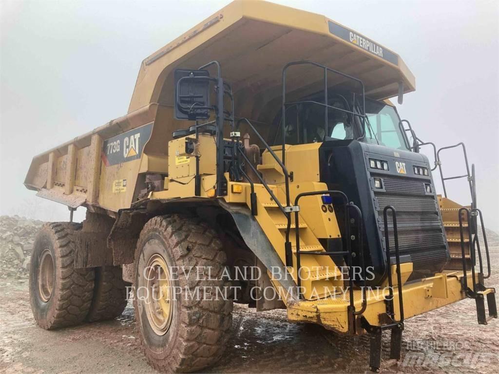 CAT 773G 鉸接式起吊車