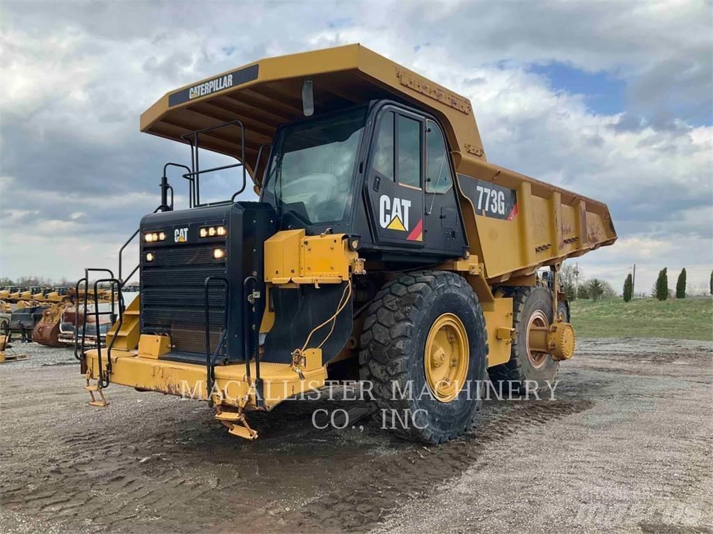CAT 773G 鉸接式起吊車