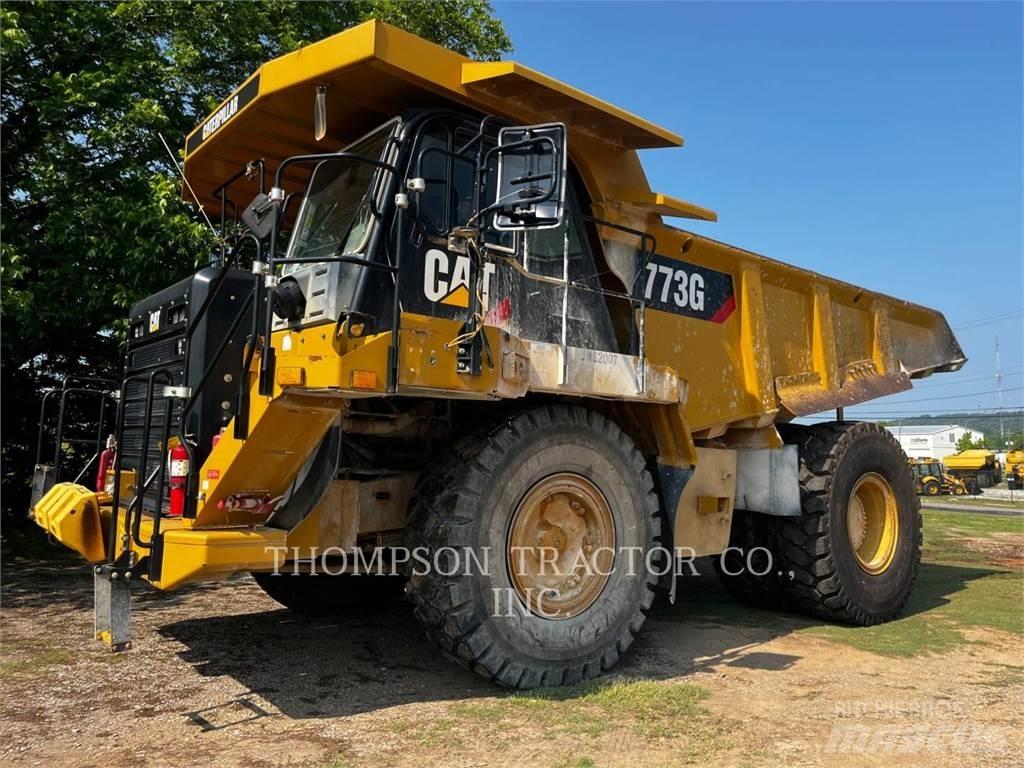 CAT 773G 鉸接式起吊車