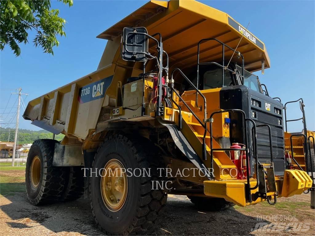 CAT 773G 鉸接式起吊車