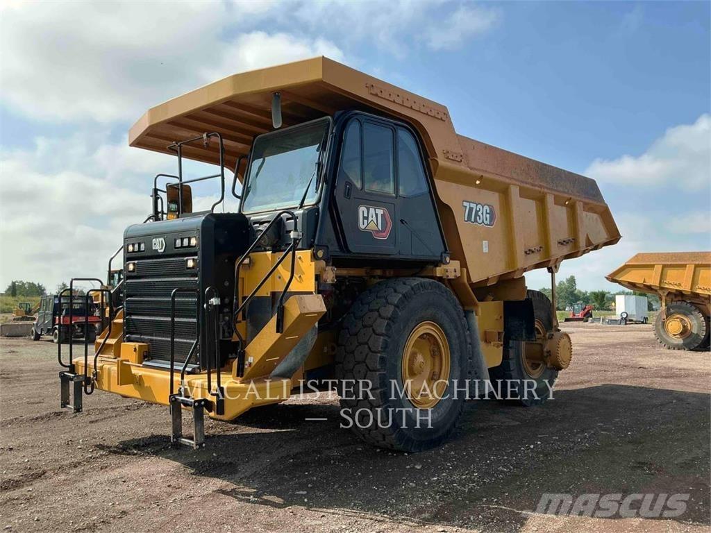 CAT 773G 鉸接式起吊車