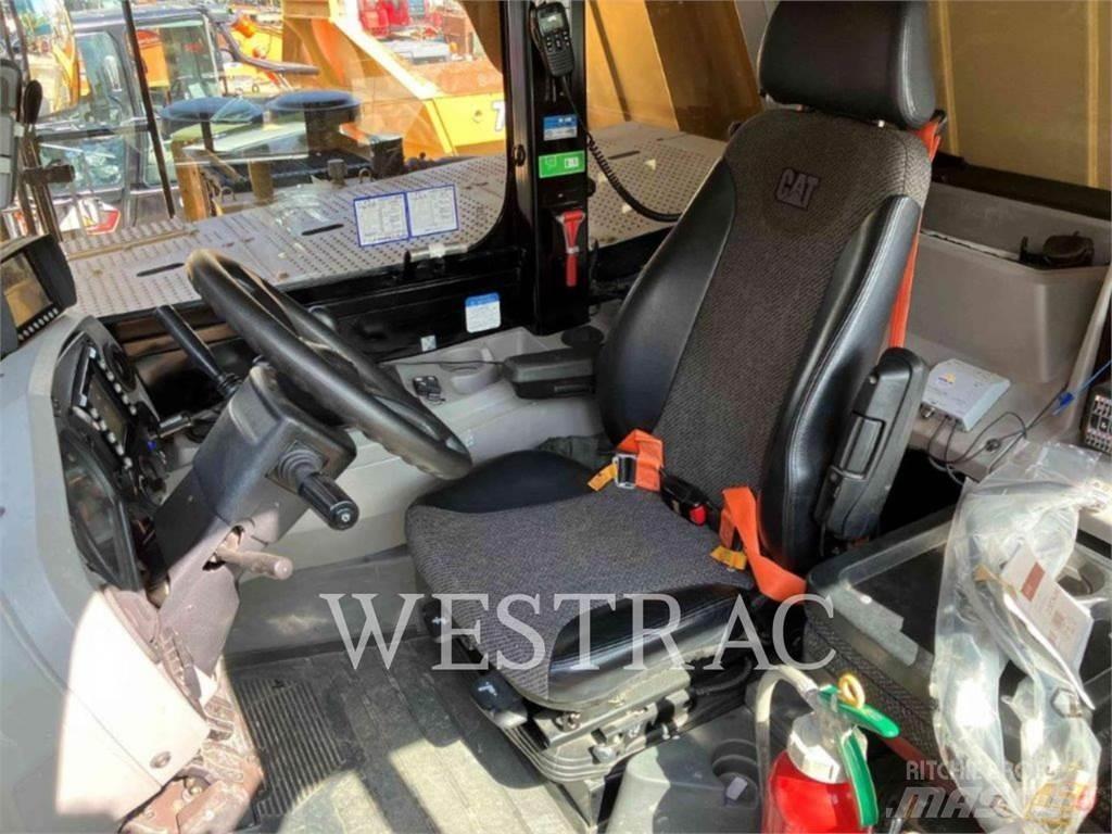 CAT 773GLRC 鉸接式起吊車