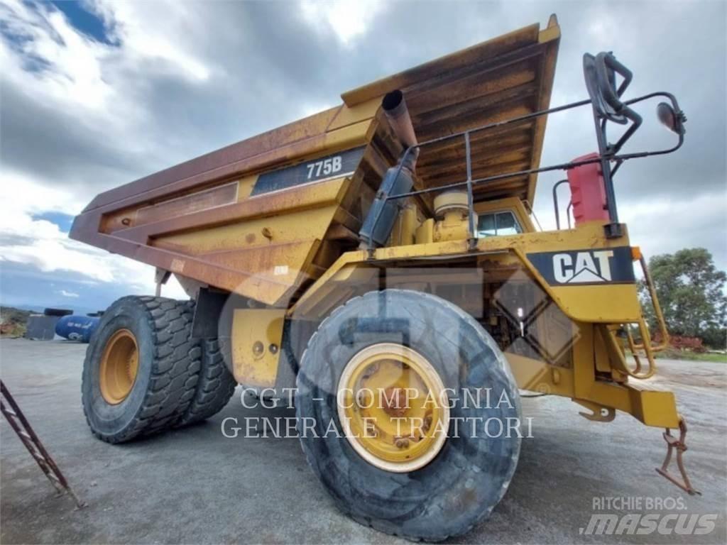 CAT 775B 鉸接式起吊車